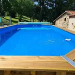 Millstone 1, Two Bed + Shared Pool Apartment *
