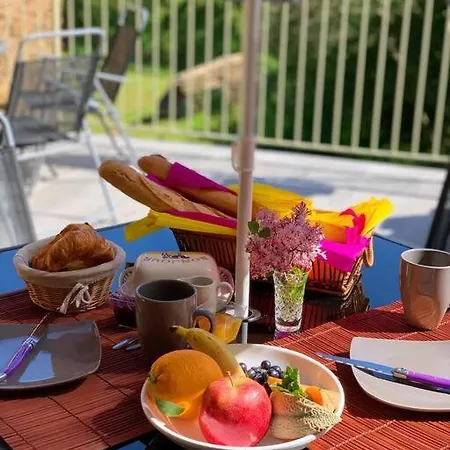 Millstone 1, Two Bed + Shared Pool Chassenon