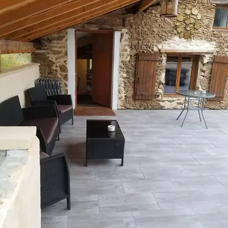 Millstone 1, Two Bed + Shared Pool Chassenon