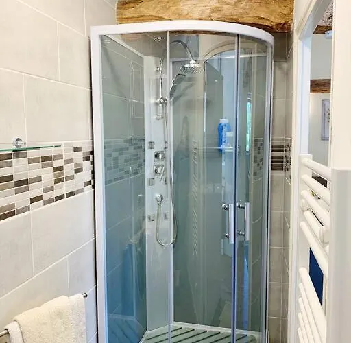 Appartement Millstone 1, Two Bed + Shared Pool *