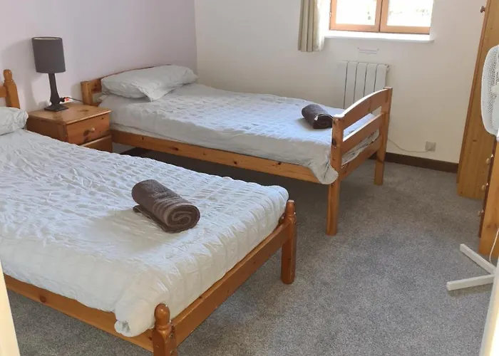 Millstone 1, Two Bed + Shared Pool Appartement Chassenon